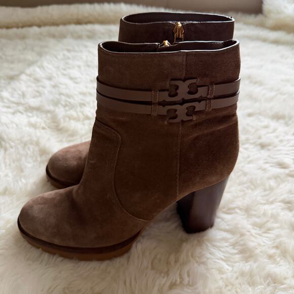 Tory Burch Leigh Lug Sole Bootie in Suede brown - Picture 7 of 10